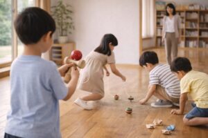 学校生活の中で昔遊びを取り入れている自然な活動の場面